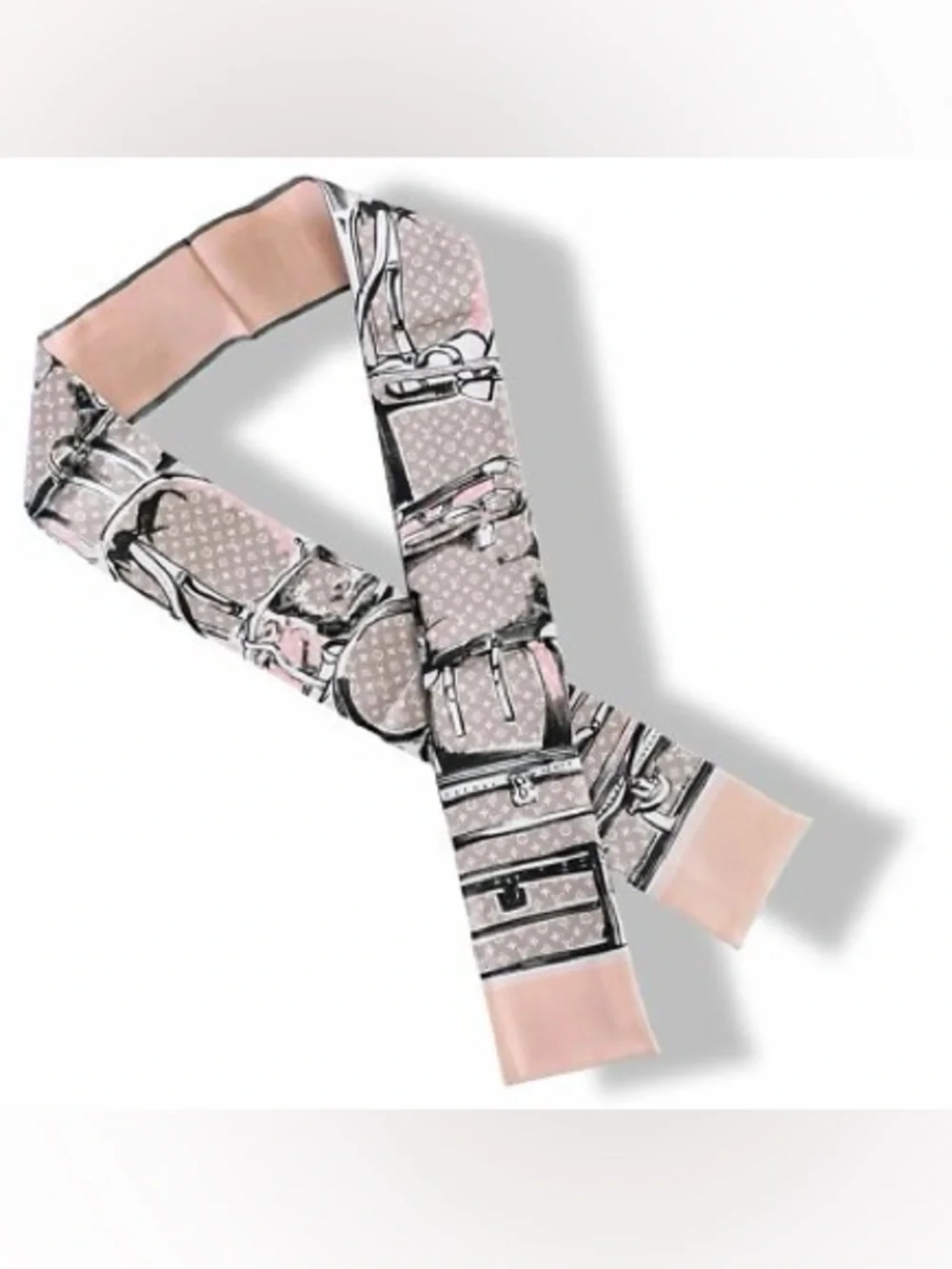 Certified authentic LOUIS VUITTON ROSE POUDRE MONOGRAM TRUNKS BANDEAU SILK SCARF - Picture 1 of 8